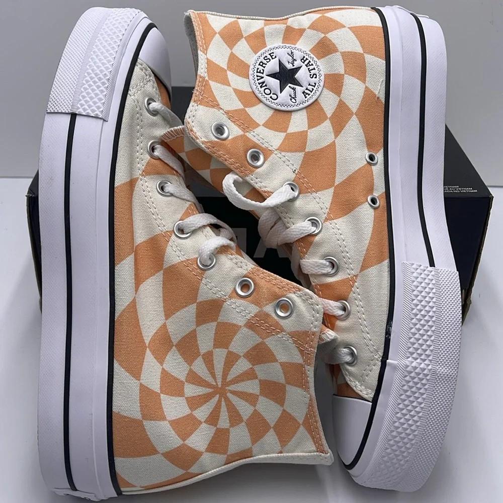 Converse WMNS A10010C CTAS LIFT HI
ORANGE CANDY/WHITE/BLACK A10010C Platforms - Picture 11 of 16